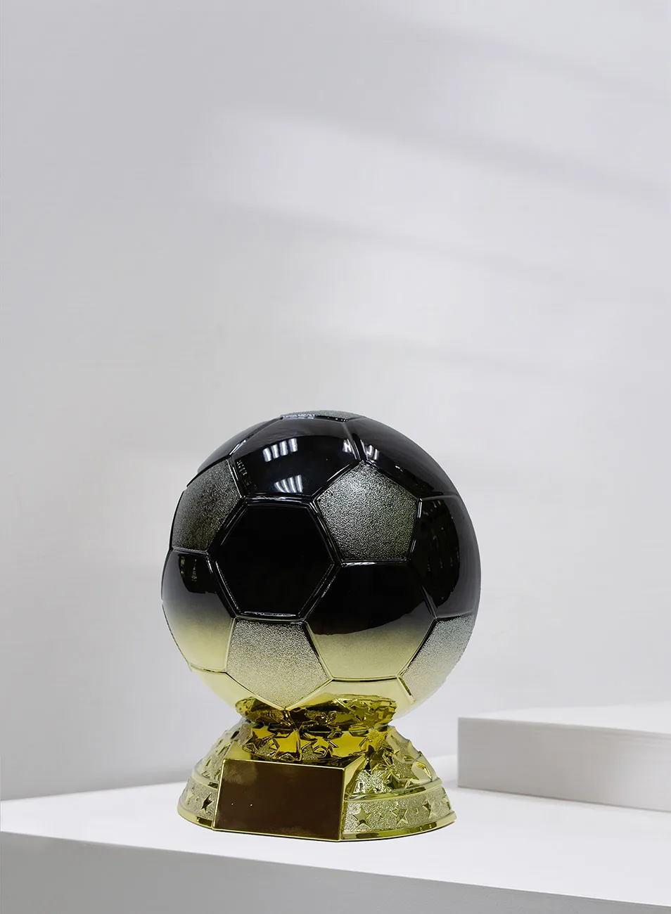 Football Trophy PA25262D – 20.5 cm Resin